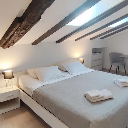 Central Apartments Pola